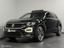 Volkswagen T-Roc 1.5 TSI DSG R-LINE | PANO | KEYLESS | SPORT