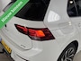 Volkswagen Golf 1.5 eTSI Style | LED | Pano | ACC | Virtual | CarPlay | Trekh | Velours | DAB | Clima | Org NL |