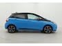 Toyota Yaris 1.5 Hybrid SkyBlue Edition | Panoramadak | Fietsensteun | Navigatie | Cruise Control | Clima | Camera | 16 inch | Rijstrooksensor | Bluetooth | Dakspoiler