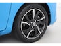 Toyota Yaris 1.5 Hybrid SkyBlue Edition | Panoramadak | Fietsensteun | Navigatie | Cruise Control | Clima | Camera | 16 inch | Rijstrooksensor | Bluetooth | Dakspoiler
