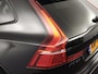 Volvo XC60 2.0 T8 Plug-in hybrid AWD Ultra Black Edition | Navigatie | 360° Camera | Trekhaak | Panoramadak | Stoelverwarming | Harman / Kardon Audio |