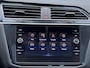 Volkswagen Tiguan 1.5 TSI DSG R-Line Business+ | Trekhaak | Panoramadak | Matrix-LED Koplampen | Keyless Entry | Elektrische Achterklep | Sportstoelen | Navigatie Discover Media | Apple Carplay | Android Auto