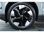 Volvo EX30 Single Motor Extended Range Plus 69 kWh | 98% SOH | Harman Kardon Premium Audio | Keyless Entry | 19" Lichtmetalen Velgen| Zwart Dak | Google Infotainment | Achteruitrijcamera | Parkeersensoren voor + achter |