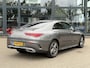 Mercedes-Benz CLA 250 e Premium Plus AMG | COMPLEET ONDERHOUDEN | SFEERVERLICHTING | ADAPT. CRUISE CONTROL | ACHTERUITRIJCAMERA | RIJKLAARPRIJS | 12 MND BOVAG GARANTIE