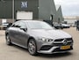 Mercedes-Benz CLA 250 e Premium Plus AMG | COMPLEET ONDERHOUDEN | SFEERVERLICHTING | ADAPT. CRUISE CONTROL | ACHTERUITRIJCAMERA | RIJKLAARPRIJS | 12 MND BOVAG GARANTIE