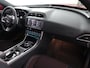 Jaguar XE 2.0t R-Sport (NL-Auto / Camera / Carplay / Navi / Stoelverw.)