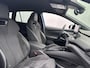 Skoda Enyaq iV 60 Sportline / Elektrisch Wegklapbare Trekhaak / Elektrische Bestuurdersstoel met Memory / Apple Carplay & Android Auto / 360 Graden Camera /