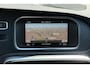 Volvo V40 1.5 T3 Polar+ Sport | Panoramadak | Verwarmbare voorstoelen | 100% dealeronderhouden | Extra getint glas | Achteruitrijcamera | Harman Kardon | 17 inch. lichtmetalen velgen | Volvo Guard alarm | Navigatie | Parkeersensoren voor + achter | Keyless entry | Climate control