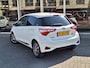 Toyota Yaris 1.5 Hybrid Y20 | Navigatie, Stoelverwarming, Lichtmetalen velgen, Privacy glass, Cruise control, Climate control