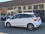 Toyota Yaris 1.5 Hybrid Y20 | Navigatie, Stoelverwarming, Lichtmetalen velgen, Privacy glass, Cruise control, Climate control