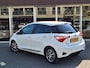 Toyota Yaris 1.5 Hybrid Y20 | Navigatie, Stoelverwarming, Lichtmetalen velgen, Privacy glass, Cruise control, Climate control