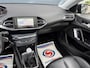 Peugeot 308 1.2 PureTech Blue Lease Executive Pano Leer Trekhk