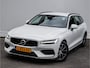 Volvo V60 2.0 B3 Momentum Advantage Trekhaak/ Lederen int./ Stuur+stoelverwarming/ Camera/ DAB+/ Carplay