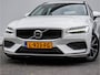 Volvo V60 2.0 B3 Momentum Advantage Trekhaak/ Lederen int./ Stuur+stoelverwarming/ Camera/ DAB+/ Carplay