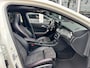 Mercedes-Benz GLA 180 Premium | AMG Pakket | Night Pakket | Pano | Achterruitrij Camera | Stoelverwarming
