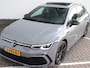 Volkswagen Golf Variant 1.5 eTSI R-Line Business | Harman Kardon | Trekhaak | Panoramadak | IQ Lights | Head up Display | Camera | Stuur & Stoelverwarming |