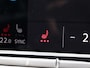 Volkswagen Golf Variant 1.5 eTSI R-Line Business | Harman Kardon | Trekhaak | Panoramadak | IQ Lights | Head up Display | Camera | Stuur & Stoelverwarming |