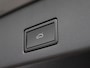 Volkswagen Golf Variant 1.5 eTSI R-Line Business | Harman Kardon | Trekhaak | Panoramadak | IQ Lights | Head up Display | Camera | Stuur & Stoelverwarming |