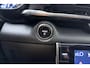 Mazda MX-30 e-SkyActiv 145 Luxury 36 kWh | Schuifkanteldak | Cruise control | Achteruitrijcamera | Elek. verstelbare stoelen | Dodehoekdetectie | Verwarmde voorstoelen | Memory seats | Parkeersensoren | Airco | Navigatie | BOSE-soundsystem | Apple carplay/Android auto |