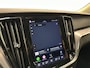 Volvo V60 2.0 B3 Essential TREKHAAK CRUISE CARPLAY NAVI LM ECC.