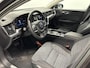Volvo V60 2.0 B3 Essential TREKHAAK CRUISE CARPLAY NAVI LM ECC.