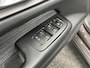 Volvo V60 2.0 B3 Essential TREKHAAK CRUISE CARPLAY NAVI LM ECC.