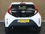 Toyota Aygo X 1.0 VVT-i MT Play - ORIGINEEL NEDERLANDSE AUTO - ACHTERUITRIJCAMERA - CRUISE CONTROL - APPLE CARPLAY/ANDROID AUTO - AIRCO - BLUETOOTH TELEFOONVOORBEREIDING - MULTIMEDIA SCHERM