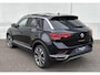 Volkswagen T-Roc 2.0 TSI 4Motion Sport Panorama | Beats | Carplay | Trekhaak | Adaptive cruise | Automatisch inparkeren