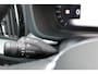 Volvo XC60 T8 455PK Automaat Plug-in hybrid AWD Plus Dark / Adaptieve Cruise control / Semi elektrisch wegklapbare trekhaak / 360 Camera / Stoel- en stuurverwarming / Panoramisch schuif-kanteldak / Elektrische achterklep / Elektrische stoelen met geheugen