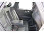 Volvo XC60 T8 455PK Automaat Plug-in hybrid AWD Plus Dark / Adaptieve Cruise control / Semi elektrisch wegklapbare trekhaak / 360 Camera / Stoel- en stuurverwarming / Panoramisch schuif-kanteldak / Elektrische achterklep / Elektrische stoelen met geheugen