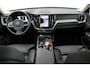 Volvo XC60 T8 455PK Automaat Plug-in hybrid AWD Plus Dark / Adaptieve Cruise control / Semi elektrisch wegklapbare trekhaak / 360 Camera / Stoel- en stuurverwarming / Panoramisch schuif-kanteldak / Elektrische achterklep / Elektrische stoelen met geheugen