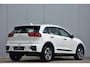 Kia Niro EV E-Niro DynamicLine 39 kWh Dealer Onderhouden, Camera, Navi, Stoelverwarming, Stuurverwarming, Leder/Stof, App-Connect