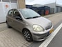 Toyota Yaris 1.3 VVT-i Idols 5DRS AIRCO RIJDT HEEL GOED NAP APK 8-2027