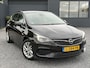 Opel Astra 1.2 Business Elegance 2e Eigenaar l Navi l Camera l Carplay l Keyless l Trekhaak l 110pk l Pdc V+A l Halfleder l 6 Bak l N.A.P l | Lm velgen l Rijstrooksensor l Apk tot 07-2027