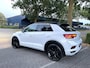 Volkswagen T-Roc 1.5 TSI R-Line/ Cam/ Keyless/ CarPlay/ 19''LMV/ Trekhaak