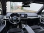 BMW iX1 xDrive30 Launch Edition 67 kWh | Pano-Dak/19"/Adapt.Cruise/3D Camera/HUD/Massage/Comfort Access