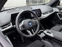 BMW iX1 xDrive30 Launch Edition 67 kWh | Pano-Dak/19"/Adapt.Cruise/3D Camera/HUD/Massage/Comfort Access