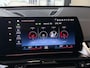 BMW iX1 xDrive30 Launch Edition 67 kWh | Pano-Dak/19"/Adapt.Cruise/3D Camera/HUD/Massage/Comfort Access