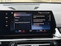 BMW iX1 xDrive30 Launch Edition 67 kWh | Pano-Dak/19"/Adapt.Cruise/3D Camera/HUD/Massage/Comfort Access