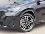 BMW iX1 xDrive30 Launch Edition 67 kWh | Pano-Dak/19"/Adapt.Cruise/3D Camera/HUD/Massage/Comfort Access
