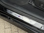 BMW iX1 xDrive30 Launch Edition 67 kWh | Pano-Dak/19"/Adapt.Cruise/3D Camera/HUD/Massage/Comfort Access