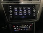 Volkswagen Tiguan 1.5 TSI R-Line/ Cam/ IQ LED/ CarPlay/ Trekhaak/ 19"LMV