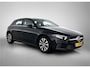Mercedes-Benz A-klasse 180 Business Solution Ledkoplampen | Parkeerpakket met achteruitrijcamera |Stoelverwarming voor | Spiegelpakket. Inclusief 24 maanden MB Certified garantie voor Europa.