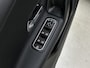 Mercedes-Benz A-klasse 180 Business Solution Ledkoplampen | Parkeerpakket met achteruitrijcamera |Stoelverwarming voor | Spiegelpakket. Inclusief 24 maanden MB Certified garantie voor Europa.