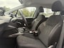 Peugeot 2008 1.2 PureTech Blue Lion 2e Eigenaar l Dealer Onderhouden l Navi l Carplay l Airco l Cruise l Lm velgen l N.A.P l Nieuwe Apk bij Aflevering