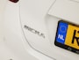 Nissan Micra 0.9 IG-T N-Connecta Sport (NAVIGATIE, CLIMATE, CAMERA, GETINT GLAS, SPORTSTOELEN, ELEK RAMEN, CRUISE, NIEUWSTAAT)