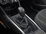 Peugeot 2008 1.2 PureTech Sport (PANORAMADAK, APPLE CARPLAY, NAVIGATIE, LM VELGEN, SPORTSTOELEN, PARKEERSENSOREN, CRUISE, NIEUWSTAAT)