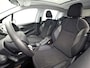 Peugeot 2008 1.2 PureTech Sport (PANORAMADAK, APPLE CARPLAY, NAVIGATIE, LM VELGEN, SPORTSTOELEN, PARKEERSENSOREN, CRUISE, NIEUWSTAAT)