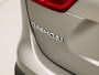 Nissan Qashqai 1.2 N-Connecta (PANORAMADAK, NAVIGATIE, 360 CAMERA, SPORTSTOELEN, GETINT GLAS, TREKHAAK, CRUISE, NIEUWSTAAT)