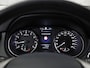 Nissan Qashqai 1.2 N-Connecta (PANORAMADAK, NAVIGATIE, 360 CAMERA, SPORTSTOELEN, GETINT GLAS, TREKHAAK, CRUISE, NIEUWSTAAT)